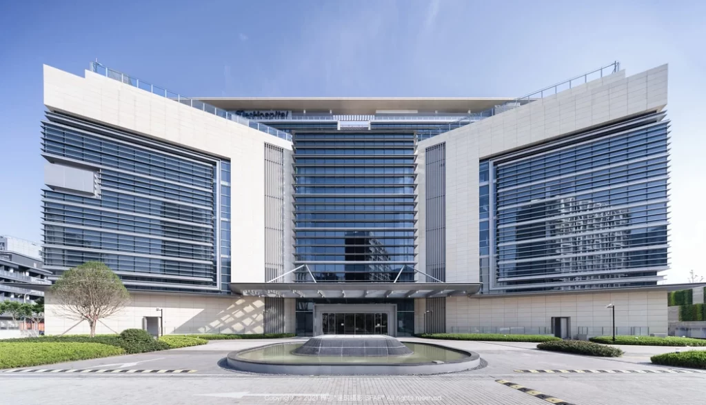 Raffles Hospital Shanghai has bagged another award. This time at the 12th China International Space Design Competition, China Building Decoration Award, winning the Gold award in the Interior Design category, (Healthcare/Wellness).